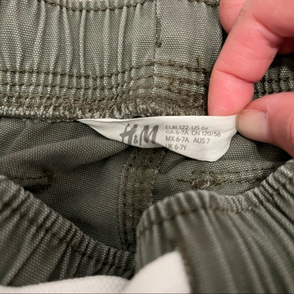 H&M Green Pull On Elastic Waist Cotton Cargo Pants Boys Size 6-7 - Picture 6 of 7